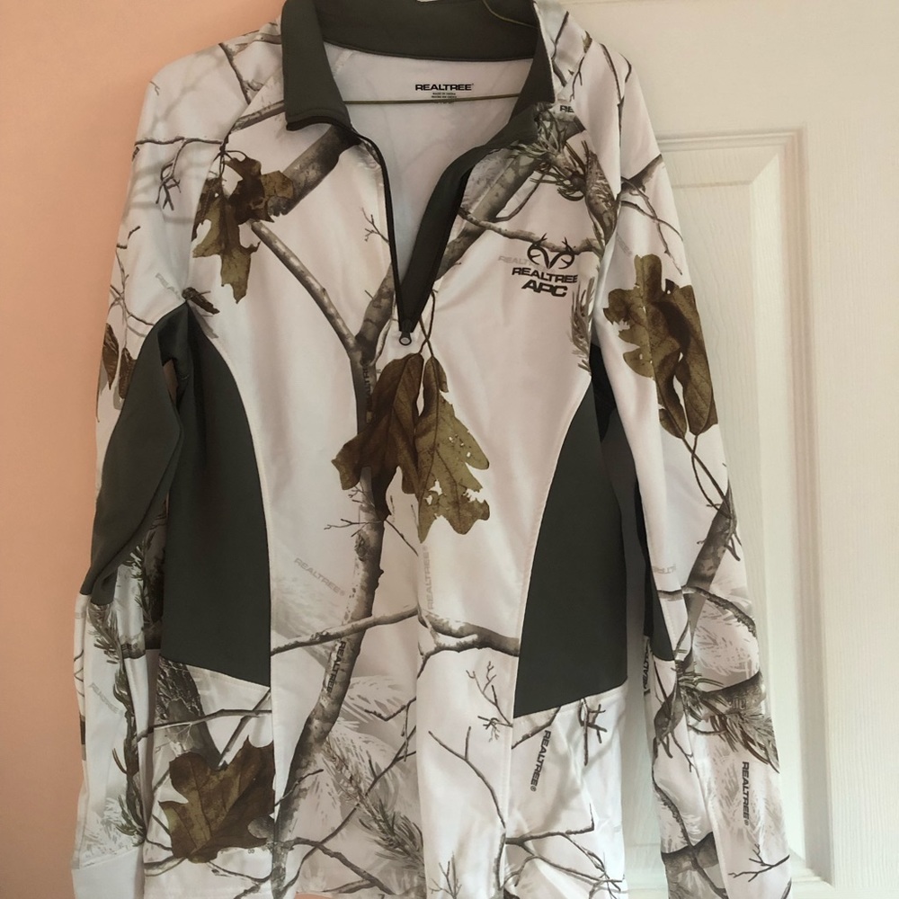 3/4 zip top